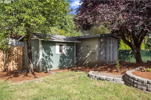 18478 Rose Ct, West Linn, OR 97068 - view of shed