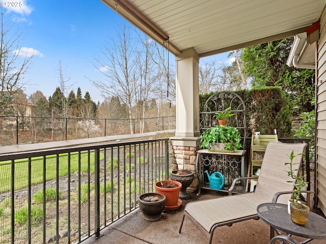 635 NW Lost Springs Ter Unit 104, Portland, OR 97229 - view of covered porch