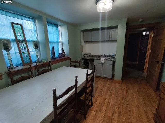 89728 Ocean Dr, Warrenton, OR 97146 - dining area with wood finished floors