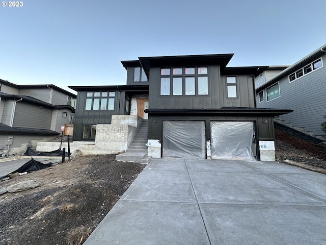 view of front of house featuring a garage