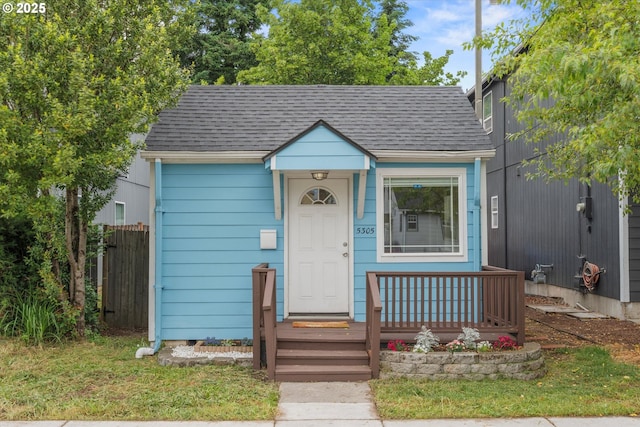 5305 SE Flavel St, Portland, OR 97206 - view of front of house with roof with shingles