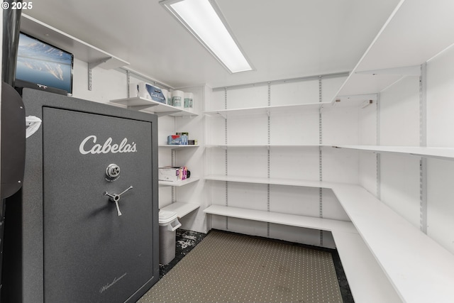 512 NE Division St, Myrtle Creek, OR 97457 - view of storage room