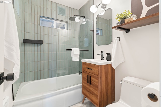 841 NE 77th Ave, Portland, OR 97213 - full bath with vanity and washtub / shower combination