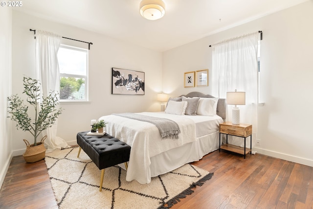 841 NE 77th Ave, Portland, OR 97213 - bedroom with wood finished floors and baseboards
