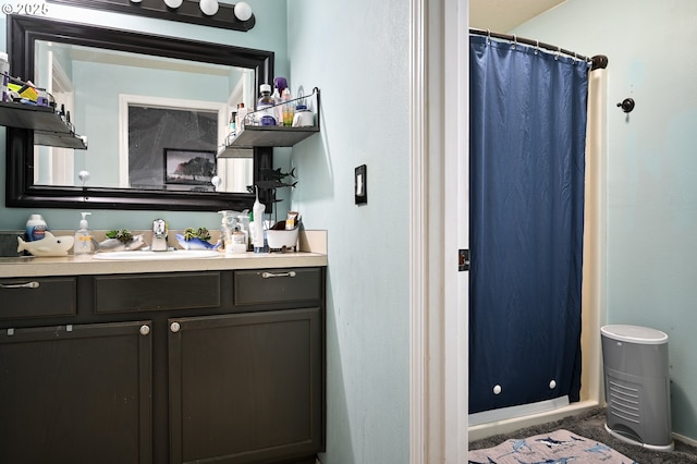 3052 Tierra Dr, Salem, OR 97305 - full bathroom with curtained shower and vanity