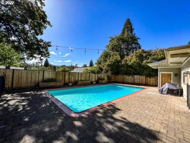 1012 NW Washington Blvd, Grants Pass, OR 97526