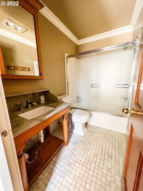 1012 NW Washington Blvd, Grants Pass, OR 97526