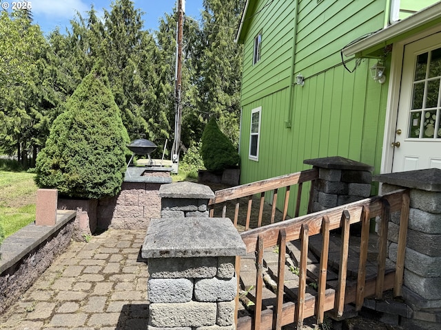 31431 Fairview Rd, Rainier, OR 97048 - view of patio