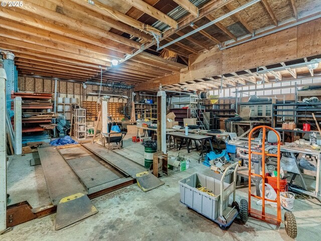 2221 NW 206th St, Ridgefield, WA 98642 - basement with a workshop area