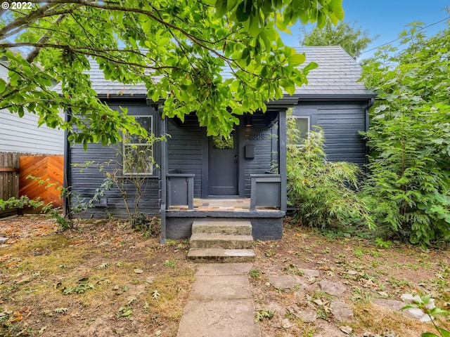 2808 N Willis Blvd, Portland OR, 97217, 2 bedrooms, 1 bath house for sale