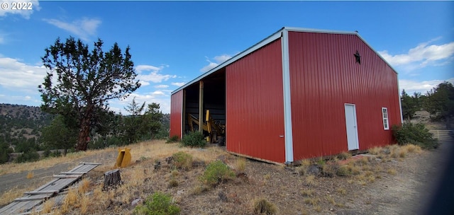 view of outdoor structure