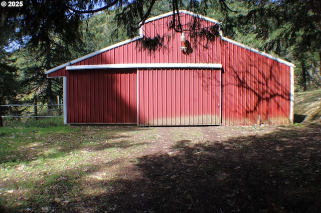 924 Lou Gray Dr, Myrtle Creek, OR 97457 - view of outdoor structure with an outbuilding and fence
