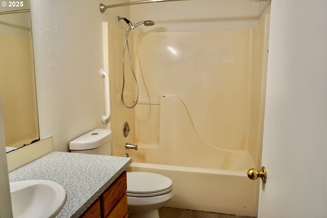 1680 22nd St, Florence, OR 97439 - full bath with vanity and shower / washtub combination