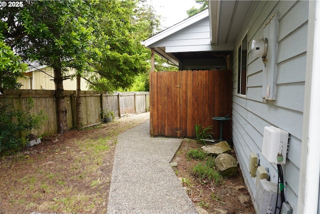 1680 22nd St, Florence, OR 97439 - view of yard