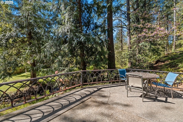 22345 S Poplar Rd, Estacada, OR 97023 - view of patio with outdoor dining space