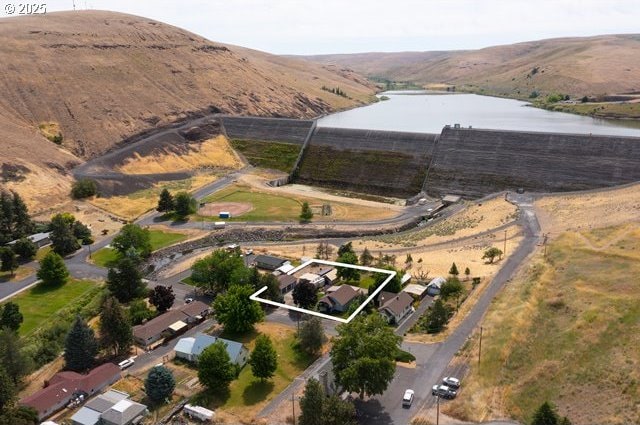 680 S Alfalfa St, Heppner, OR 97836 - view of property location featuring a water and mountain view and property boundaries highlighted