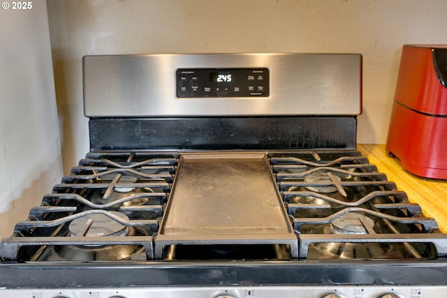 3265 SW 187th Ave, Beaverton, OR 97003 - kitchen view of stainless steel gas stove