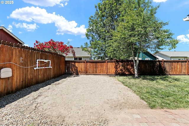 1062 Applegate Pl, Harrisburg, OR 97446 - view of yard featuring a patio