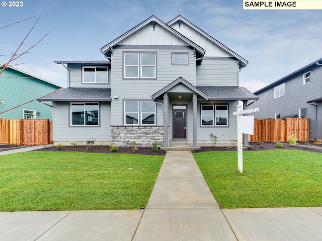 view of front of house with a front lawn