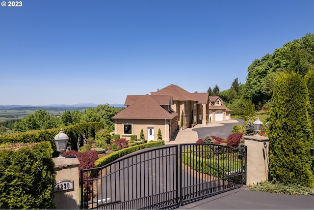 view of front of house featuring a garage