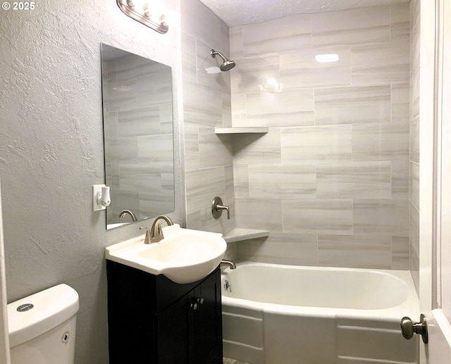 703 Cowlitz Way, Kelso, WA 98626 - full bathroom with vanity, shower / bath combination, and a textured wall