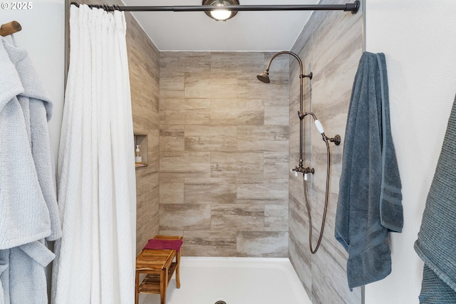 53310 Morrison Rd, Bandon, OR 97411 - full bath featuring a tile shower