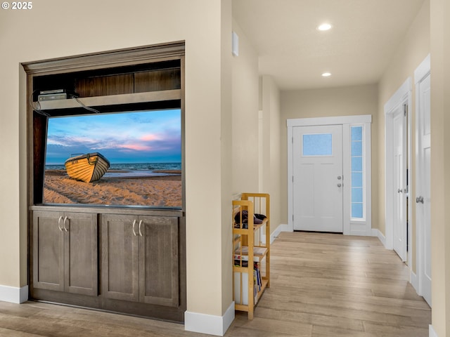 293 W Kershul Cir, Gearhart, OR 97138 - entrance foyer with light wood finished floors and recessed lighting