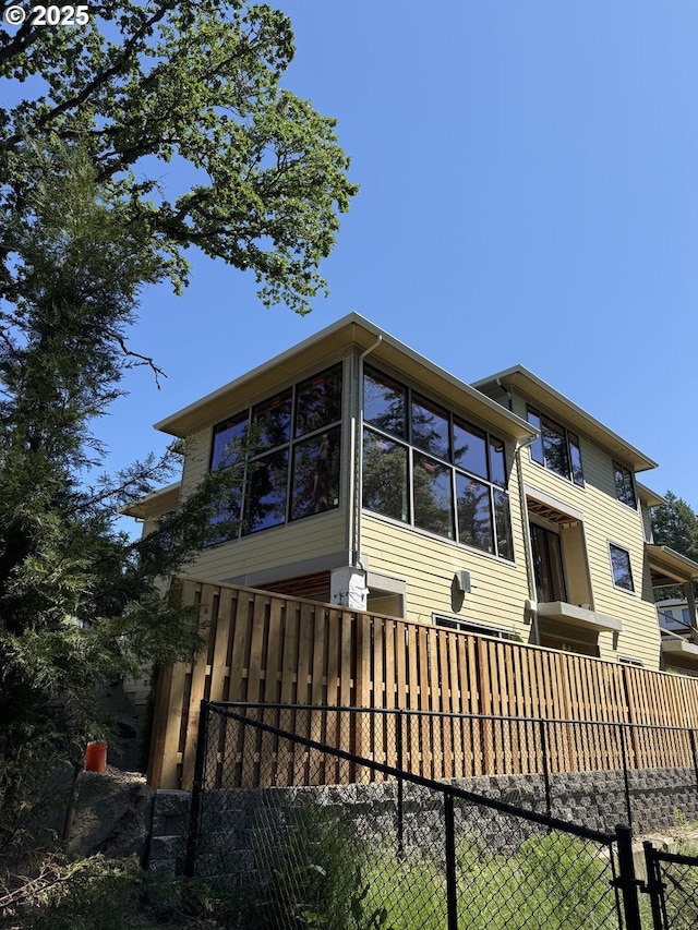 5010 Park Bluff Pl, Lake Oswego, OR 97035 - back of house