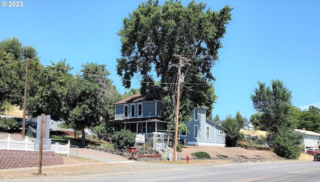 206 NE Front St, Prairie City, OR 97869 - view of front facade featuring a porch