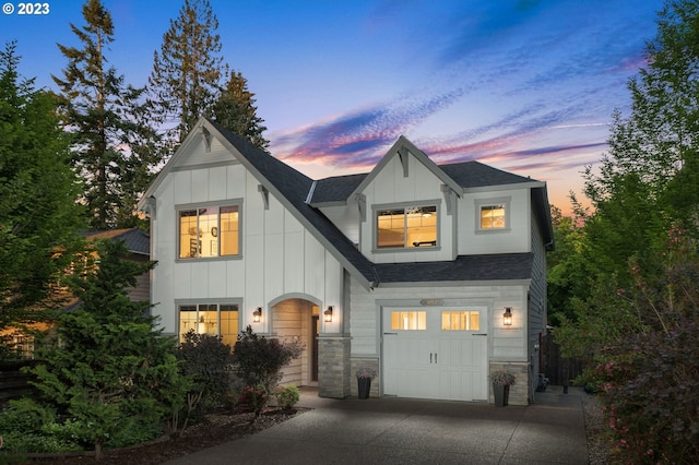 1053 Yates St, Lake Oswego OR, 97034, 4 bedrooms, 2 baths house for sale