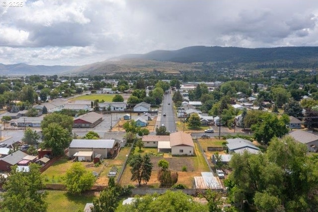 2107 Cove Ave, La Grande, OR 97850 - aerial view of residential area with a mountainous background