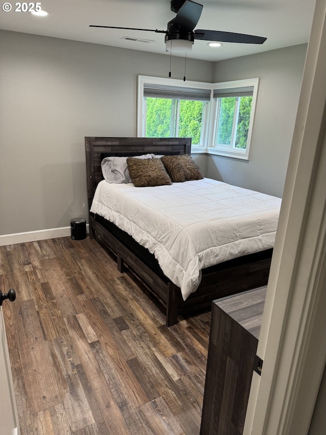 1427 SE 109th Ave, Portland, OR 97216 - bedroom with wood finished floors, baseboards, and ceiling fan