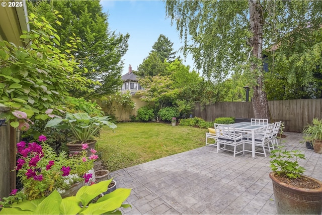 2147 NE 14th Ave, Portland, OR 97212 - view of patio with outdoor dining space