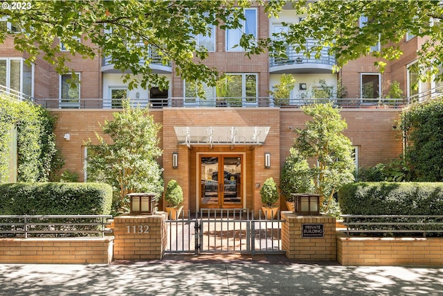 exterior space featuring a balcony