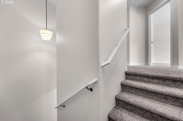 3707 NE Minnehaha St, Vancouver, WA 98661 - view of staircase