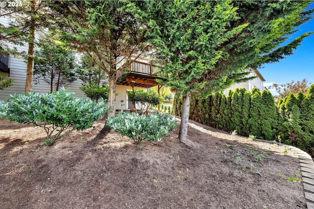 3707 NE Minnehaha St, Vancouver, WA 98661 - view of yard with a deck