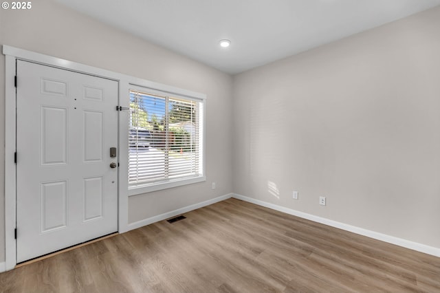 3707 NE Minnehaha St, Vancouver, WA 98661 - foyer entrance featuring baseboards, recessed lighting, visible vents, and wood finished floors