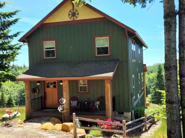 view of front of property with a porch