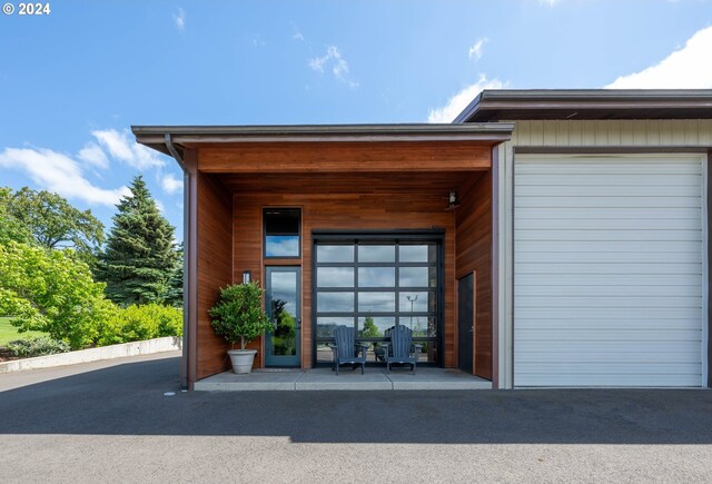 33723 Van Duyn Rd, Eugene, OR 97408 - view of property entrance