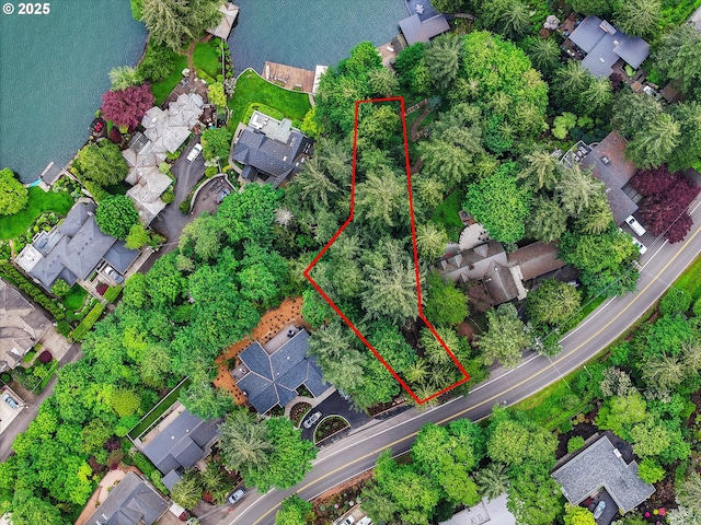 Southshore Blvd, Lake Oswego, OR 97034