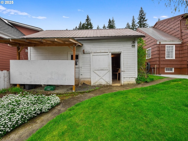 510 SE Shafford St, Estacada, OR 97023 - view of outdoor structure featuring an outbuilding