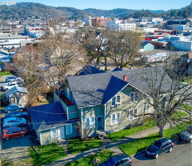 bird's eye view featuring a mountain view