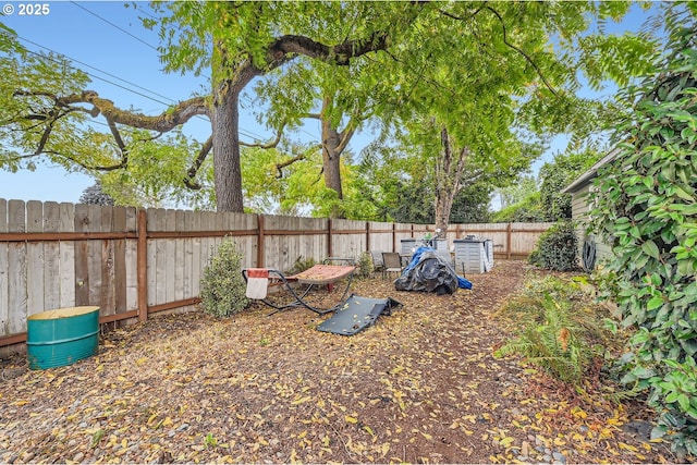 9832 N Clarendon Ave, Portland, OR 97203 - view of fenced backyard