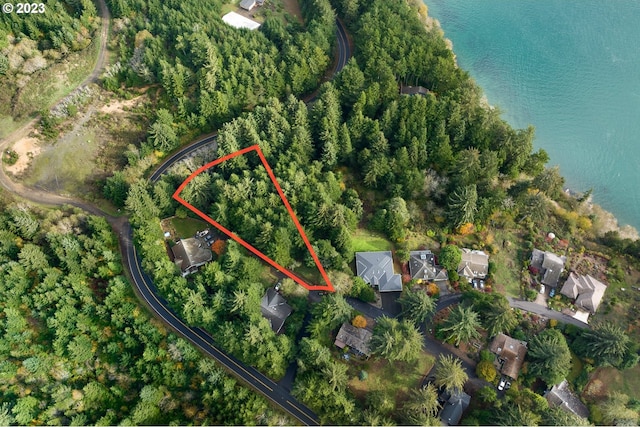 715/725 NW Highland Cir, Waldport, OR 97394