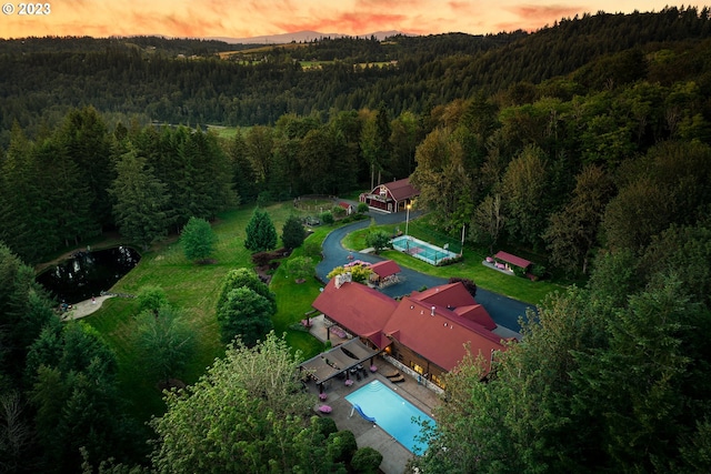 view of aerial view at dusk