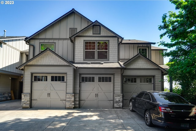 view of front of home featuring a garage