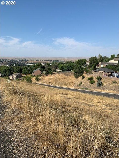 732 N Main St, Pendleton, OR 97801