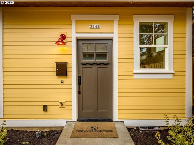 view of property entrance