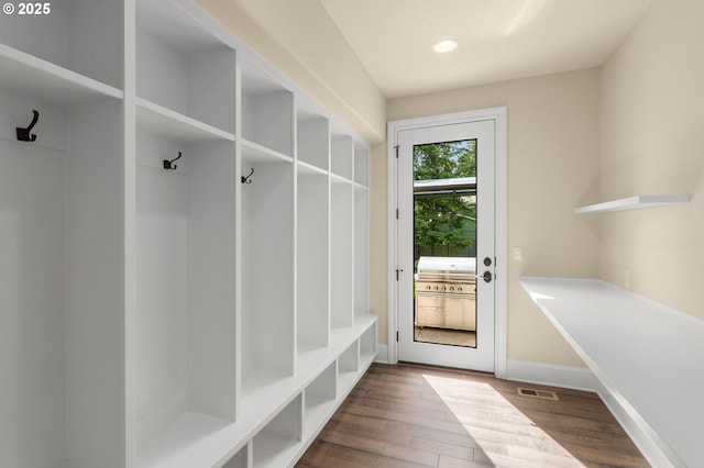 4425 SW 47th Dr, Portland, OR 97221 - mudroom with wood finished floors, recessed lighting, and baseboards