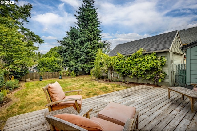 1405 NE 47th Ave, Portland, OR 97213 - wooden deck with a fenced backyard